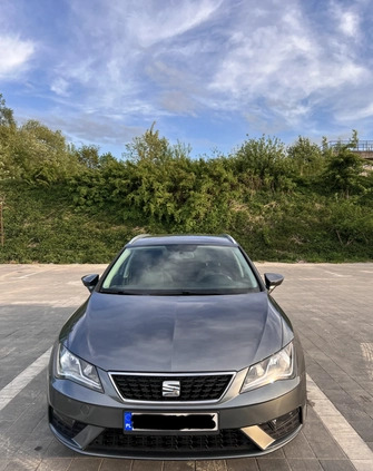 Seat Leon cena 46900 przebieg: 199000, rok produkcji 2017 z Szadek małe 67